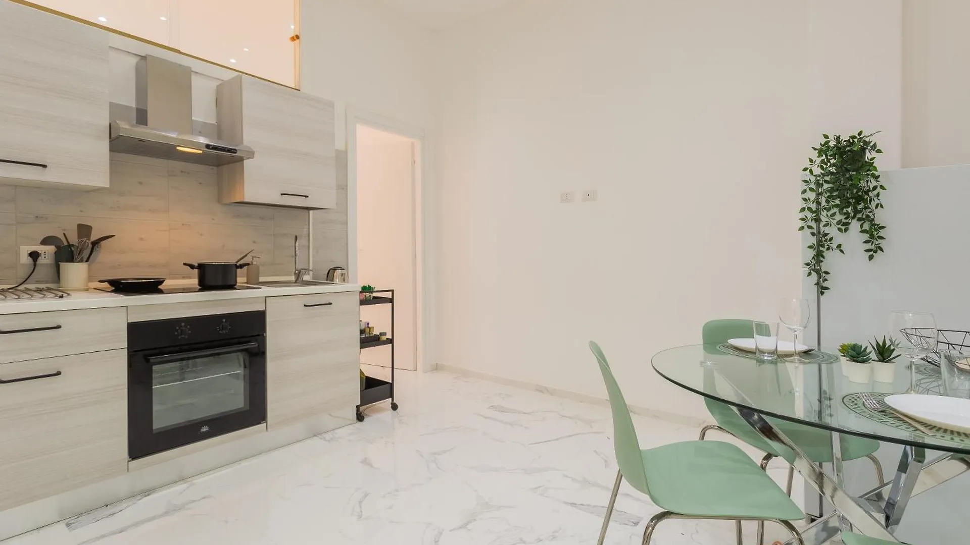 Alina Apartment By Apulia Accommodation Bari 0*,  Italie